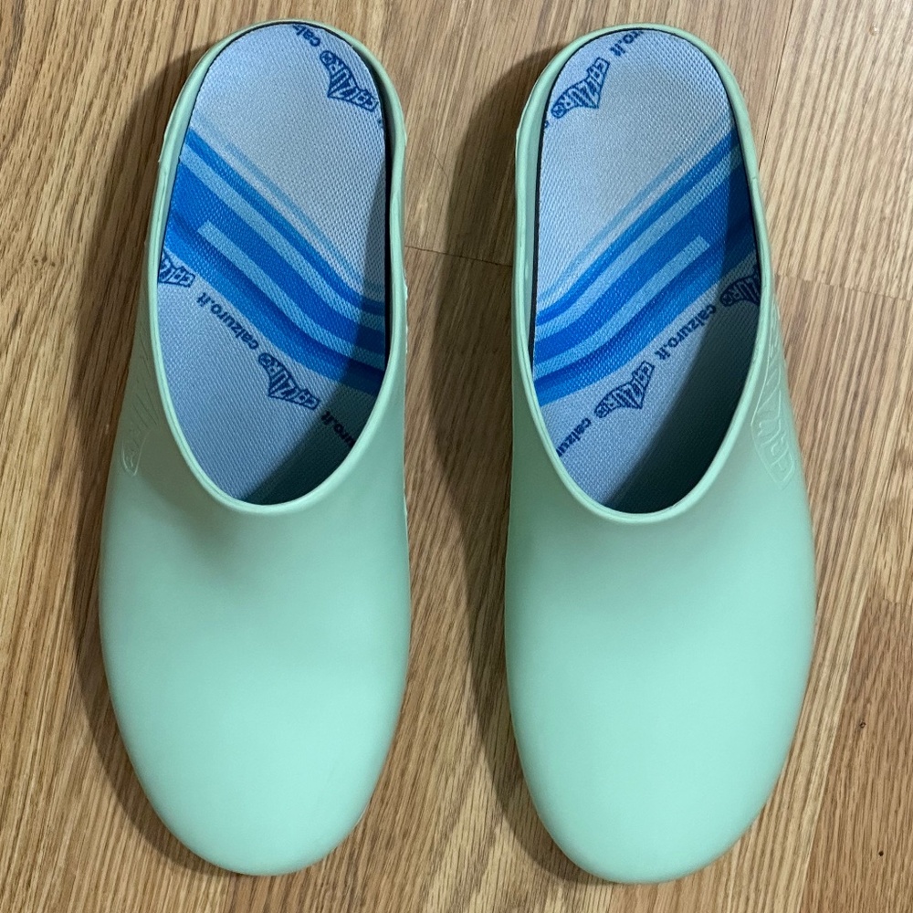 Calzuro Classic Without Holes Pistachio Size 42-43